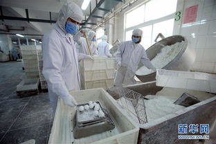 北京老字号食品厂工人24小时摇元宵
